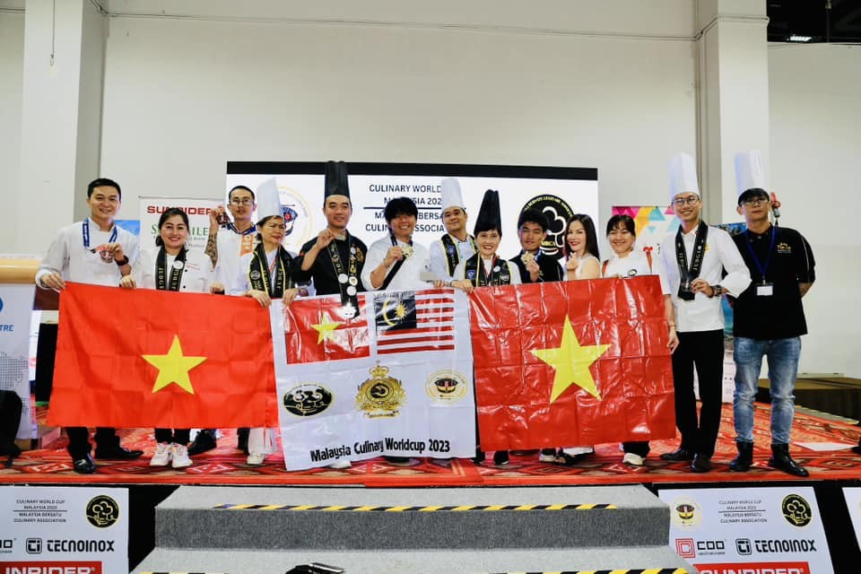 9X Việt đạt 4 huy chương tại Giải vô địch ẩm thực Malaysia 9X Việt đạt 4 huy chương tại Giải vô địch ẩm thực Malaysia