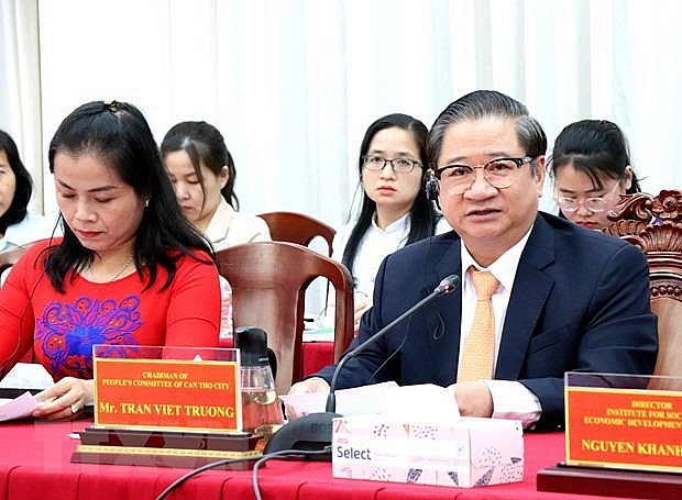 Tran Viet Truong, chairman of Can Tho city People’s Committee, speaks at the event. (Photo: VNA) Tran Viet Truong, chairman of Can Tho city People’s Committee, speaks at the event. (Photo: VNA)