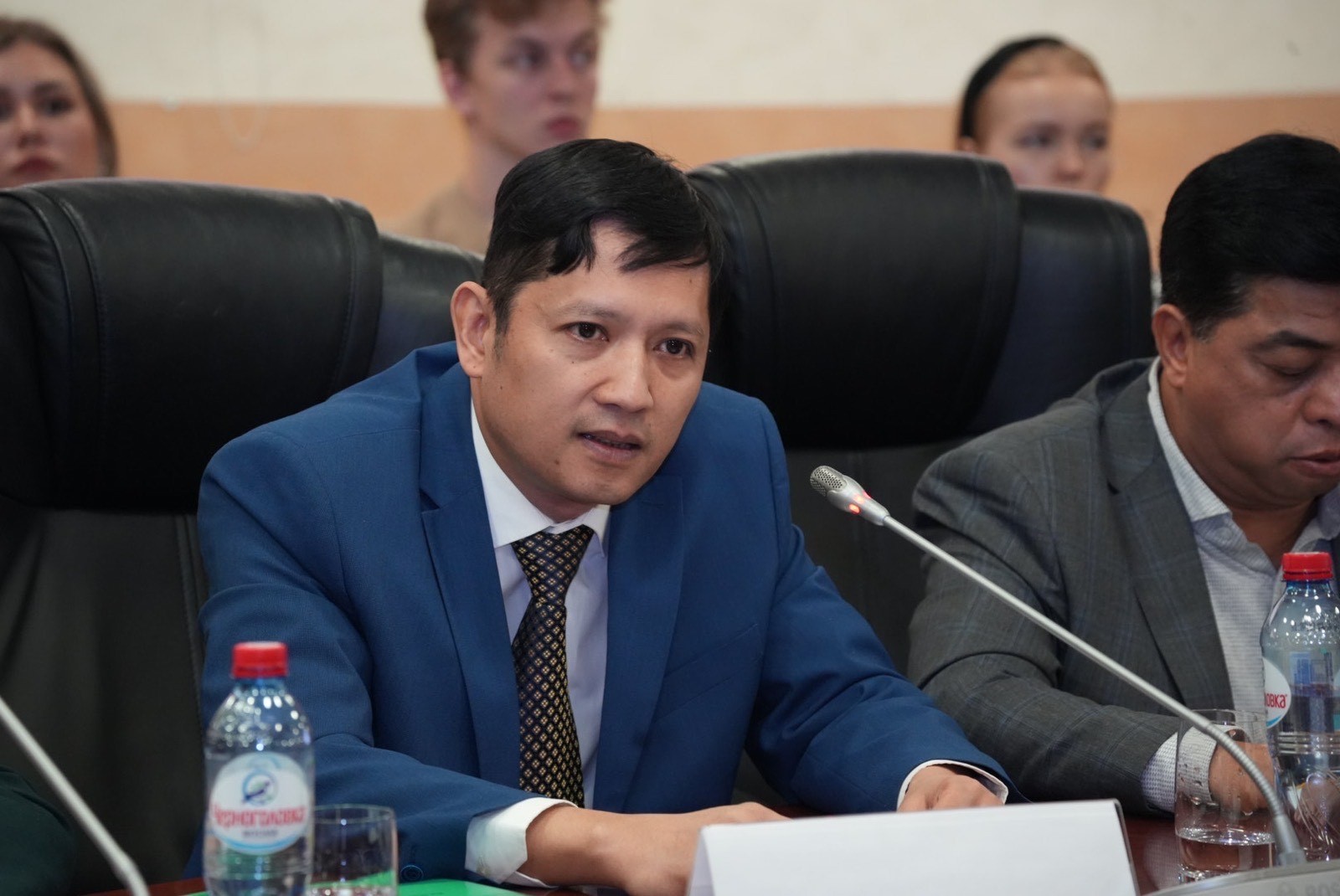 Ngày càng nhiều sinh viên Nga quan tâm tới tiếng Việt 25 sinh viên, thạc sĩ, nhà ngôn ngữ Nga thi dịch xuôi, dịch ngược tiếng Việt
