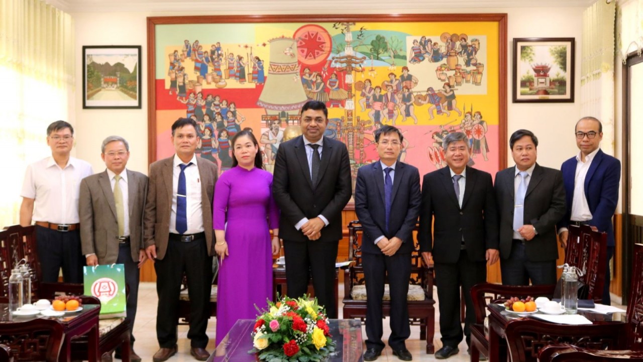 Kon Tum và Ấn Độ tăng cường kết nối, hợp tác trong lĩnh vực đầu tư, thương mại, du lịch Kon Tum và Ấn Độ tăng cường kết nối, hợp tác trong lĩnh vực đầu tư, thương mại, du lịch