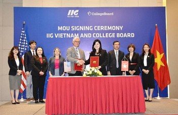 Tạo cơ hội để học sinh Việt Nam tiếp cận dễ dàng hơn các bài thi chuẩn quốc tế