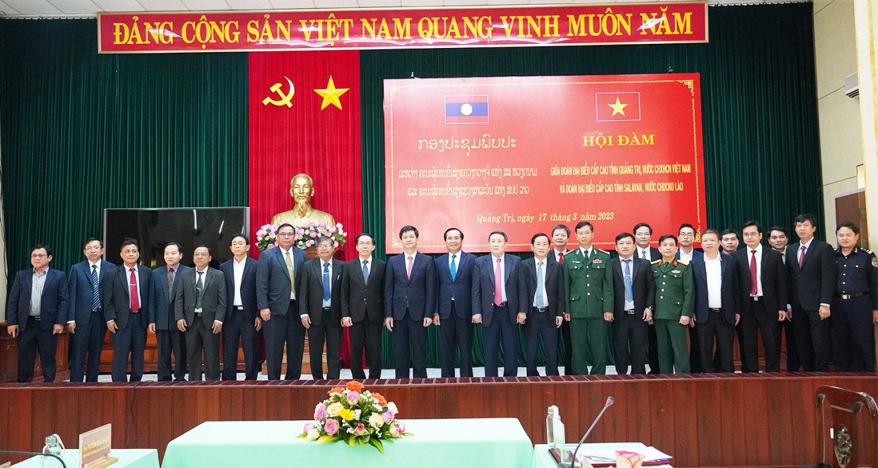 Đưa mối quan hệ hợp tác hữu nghị giữa 2 tỉnh Quảng Trị và Salavan ngày càng gắn bó bền chặt Đưa mối quan hệ hợp tác hữu nghị giữa 2 tỉnh Quảng Trị và Salavan ngày càng gắn bó bền chặt