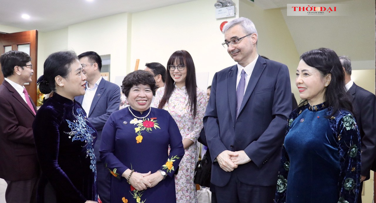 Mở rộng mạng lưới bạn bè đối tác, thúc đẩy giao lưu nhân dân Việt - Pháp Mở rộng mạng lưới bạn bè đối tác, thúc đẩy giao lưu nhân dân Việt - Pháp