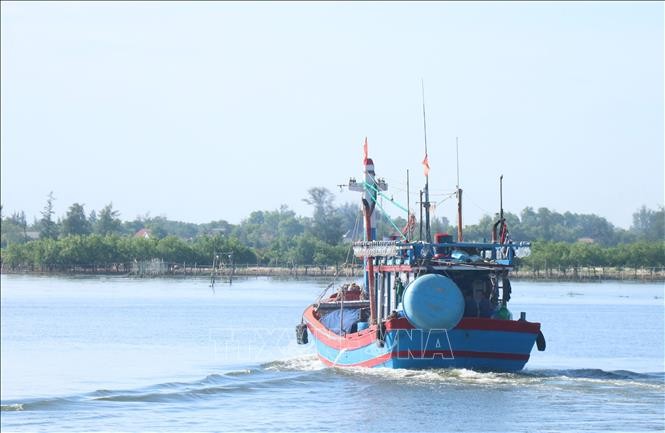 Quảng Trị hỗ trợ ngư dân vươn khơi Quảng Trị hỗ trợ ngư dân vươn khơi