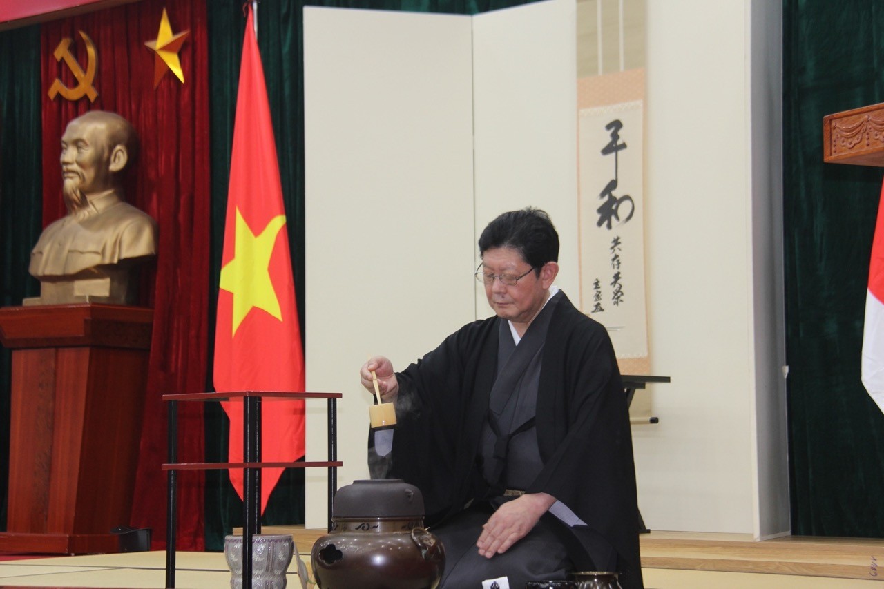 Japanese Tea Ceremony Experience to Welcome Spring in Hanoi Japanese Tea Ceremony Experience to Welcome Spring in Hanoi