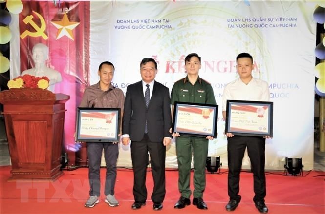 Lưu học sinh Việt Nam tại Campuchia đoàn kết, phát huy sức trẻ | Người Việt bốn phương | Vietnam+ (VietnamPlus) Lưu học sinh Việt Nam tại Campuchia đoàn kết, phát huy sức trẻ | Người Việt bốn phương | Vietnam+ (VietnamPlus)
