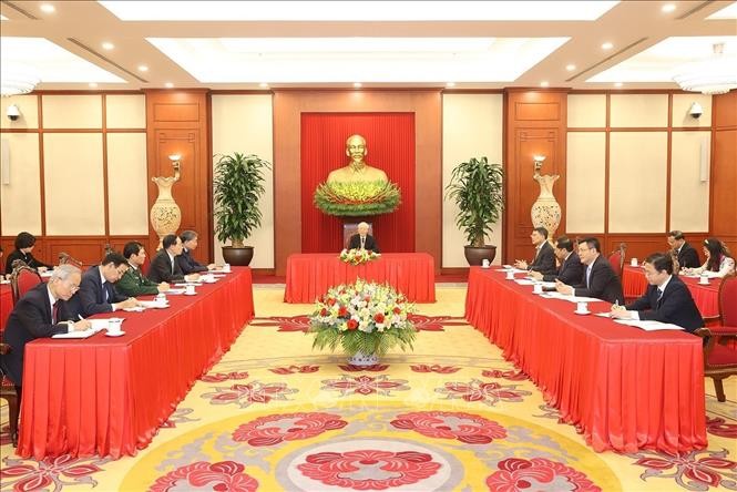 Tổng Bí thư Nguyễn Phú Trọng điện đàm cấp cao với Tổng thống Hoa Kỳ Joe Biden Tổng Bí thư Nguyễn Phú Trọng điện đàm cấp cao với Tổng thống Hoa Kỳ Joe Biden