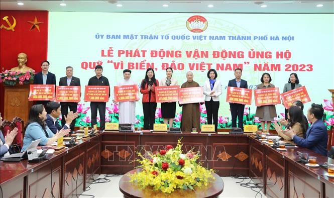Hà Nội: 34 đơn vị đã đăng ký ủng hộ Quỹ "Vì biển, đảo Việt Nam" của thành phố năm 2023 Hà Nội: 34 đơn vị đã đăng ký ủng hộ Quỹ "Vì biển, đảo Việt Nam" của thành phố năm 2023