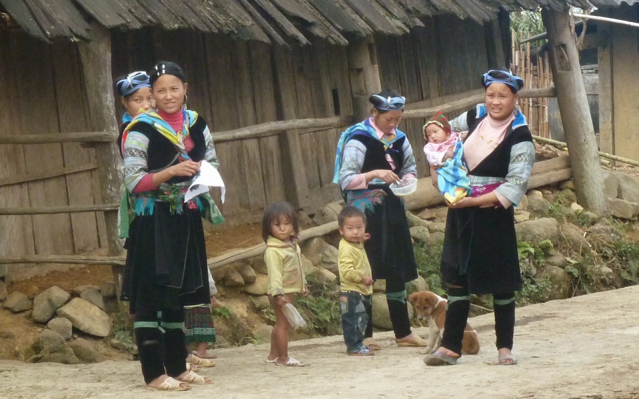 White Hmong in their unique dresses. Photo: Golden Holiday Travel White Hmong in their unique dresses. Photo: Golden Holiday Travel