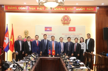 Việt Nam, Campuchia chia sẻ kinh nghiệm xây dựng chính sách lao động, phát triển nguồn nhân lực