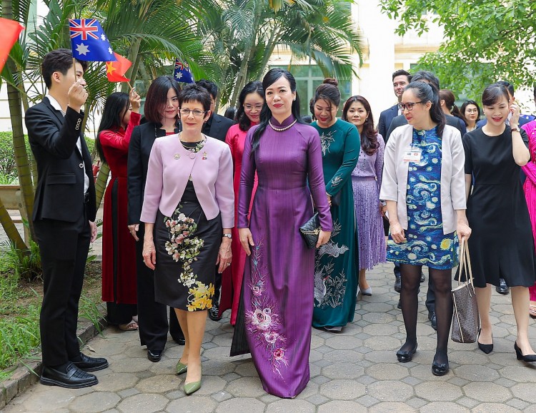 Phu nhân Toàn quyền Úc Phu nhân Toàn quyền Úc