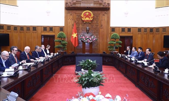 Phó Thủ tướng Trần Lưu Quang tiếp Chủ tịch Tiểu ban Nhân quyền châu Âu