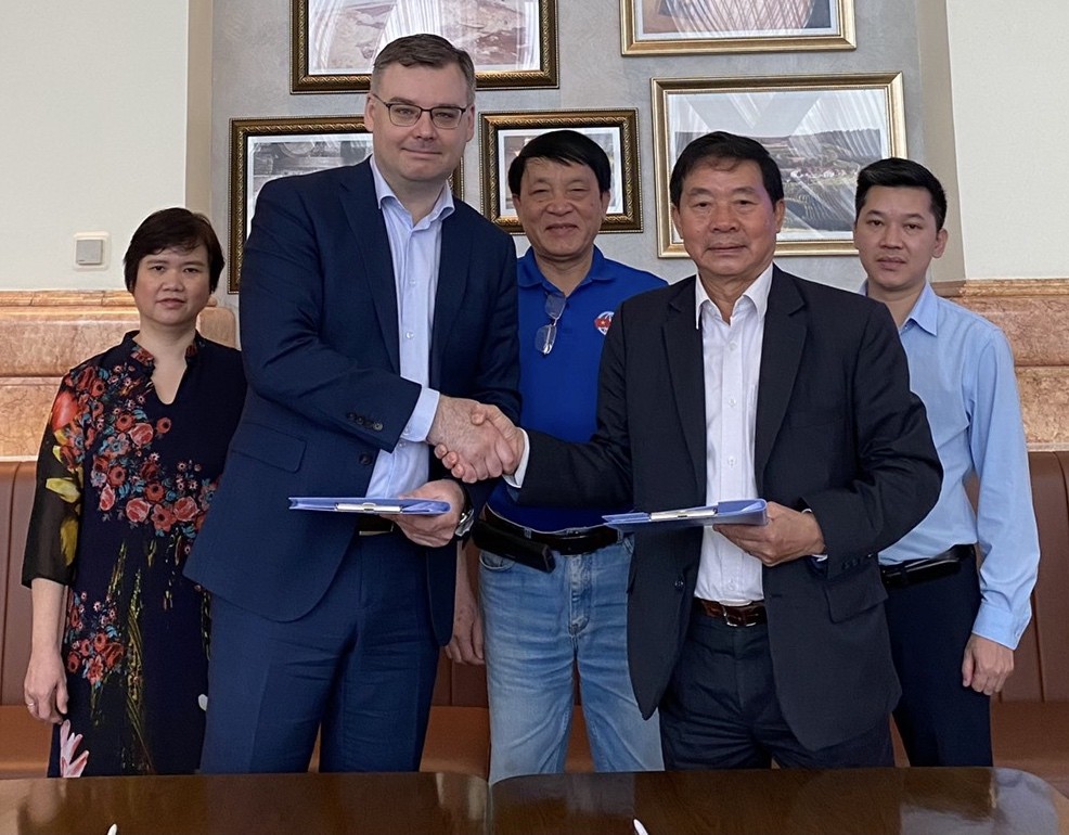 Hội Hữu nghị Việt-Nga và Đại học Sư phạm Quốc gia Nga mang tên Herzen ký bản ghi nhớ về các kế hoạch hợp tác Hội Hữu nghị Việt - Nga và Đại học Herzen ký bản ghi nhớ về các kế hoạch hợp tác