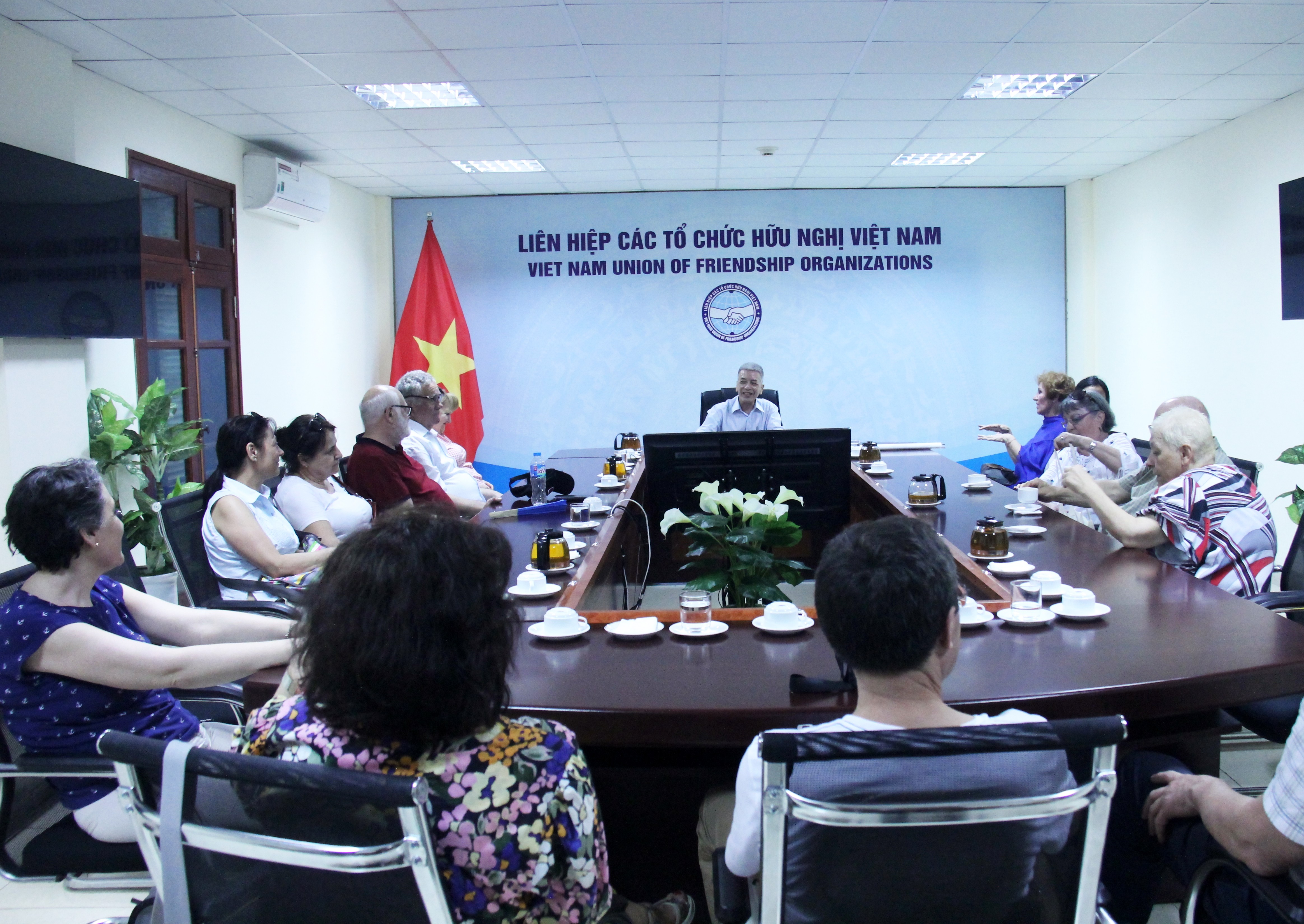 Phó Chủ tịch Hội Việt - Mỹ Bùi Thế Giang Phó Chủ tịch Hội Việt - Mỹ Bùi Thế Giang