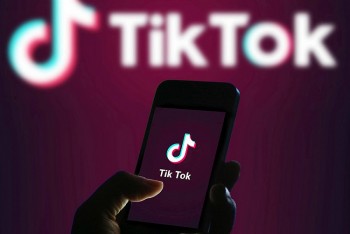 Vì sao người dùng TikTok luôn chìm đắm trong nội dung độc hại?