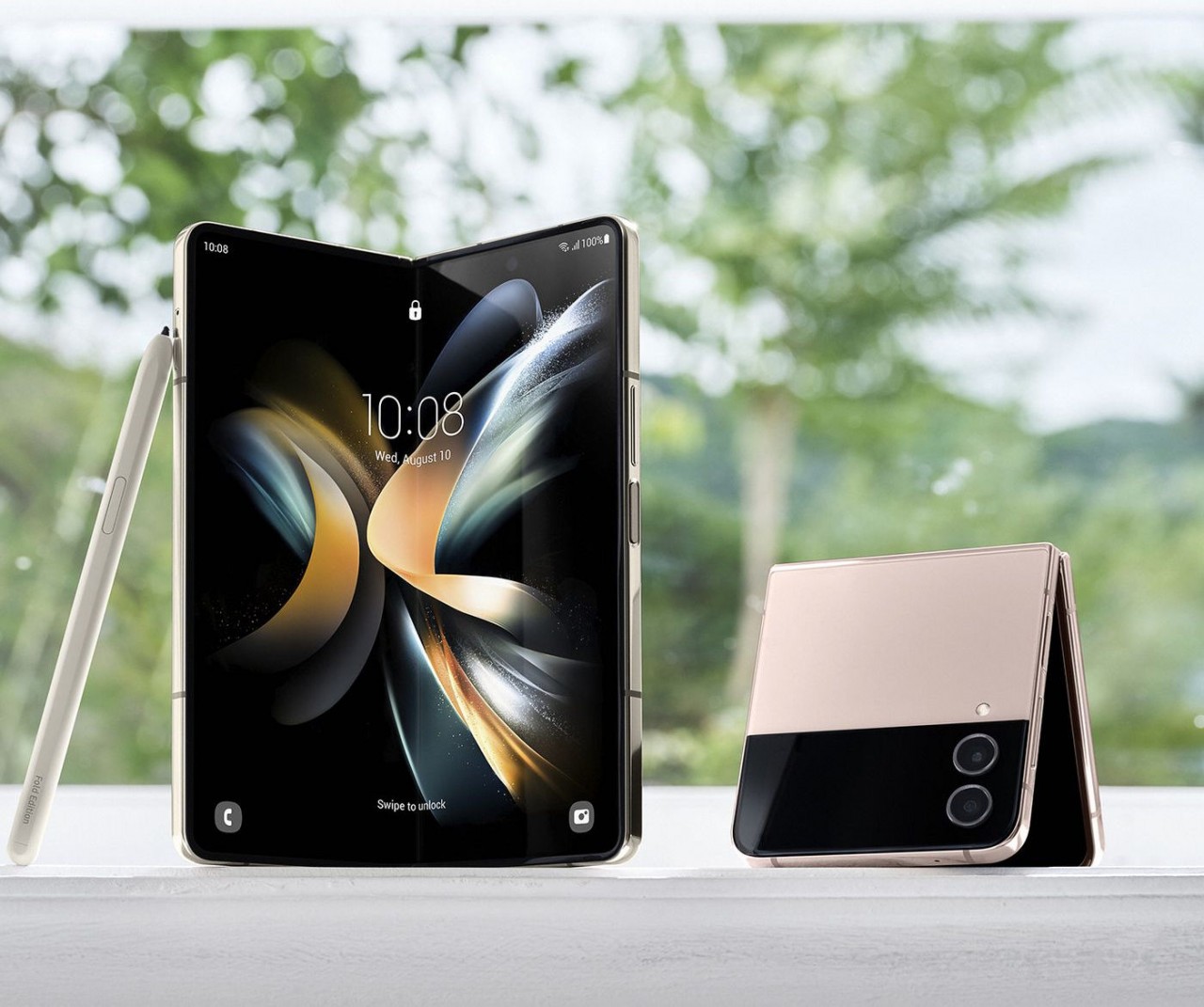 Galaxy Z Fold và Galaxy Z Flip, hai dòng smartphone màn hình gập đầu bảng nhà Samsung Galaxy Z Fold và Galaxy Z Flip, hai dòng smartphone màn hình gập đầu bảng nhà Samsung