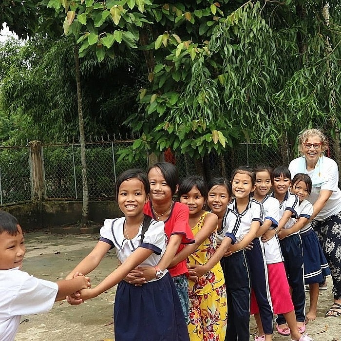 Netherlands NGOs: Supporting Vietnamese People