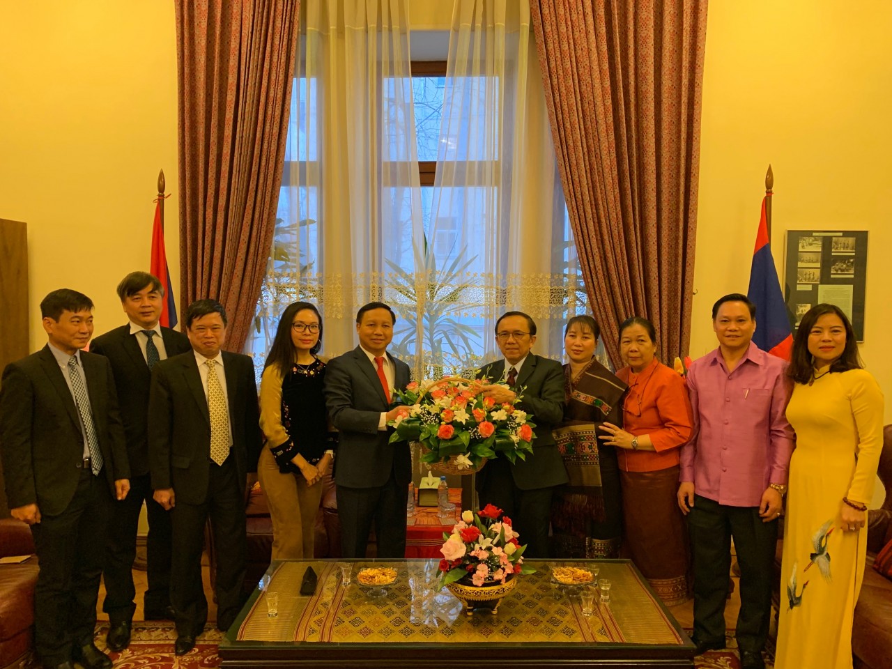 Đại sứ quán Việt Nam tại các nước chúc mừng Tết cổ truyền dân tộc Bunpimay Đại sứ quán Việt Nam tại các nước chúc mừng Tết cổ truyền dân tộc Bunpimay