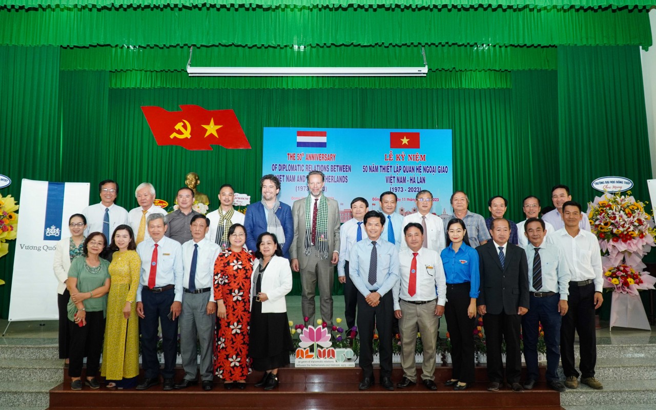 Đồng Tháp: Kỷ niệm 50 năm thiết lập quan hệ ngoại giao Việt Nam - Hà Lan Đồng Tháp: Kỷ niệm 50 năm thiết lập quan hệ ngoại giao Việt Nam - Hà Lan
