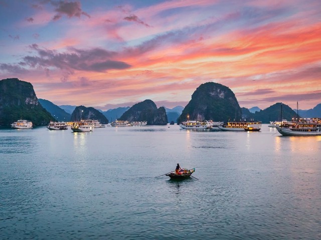 UK reporter of The Independent Shares Interesting Journey to Vietnam UK reporter of The Independent Shares Interesting Journey to Vietnam