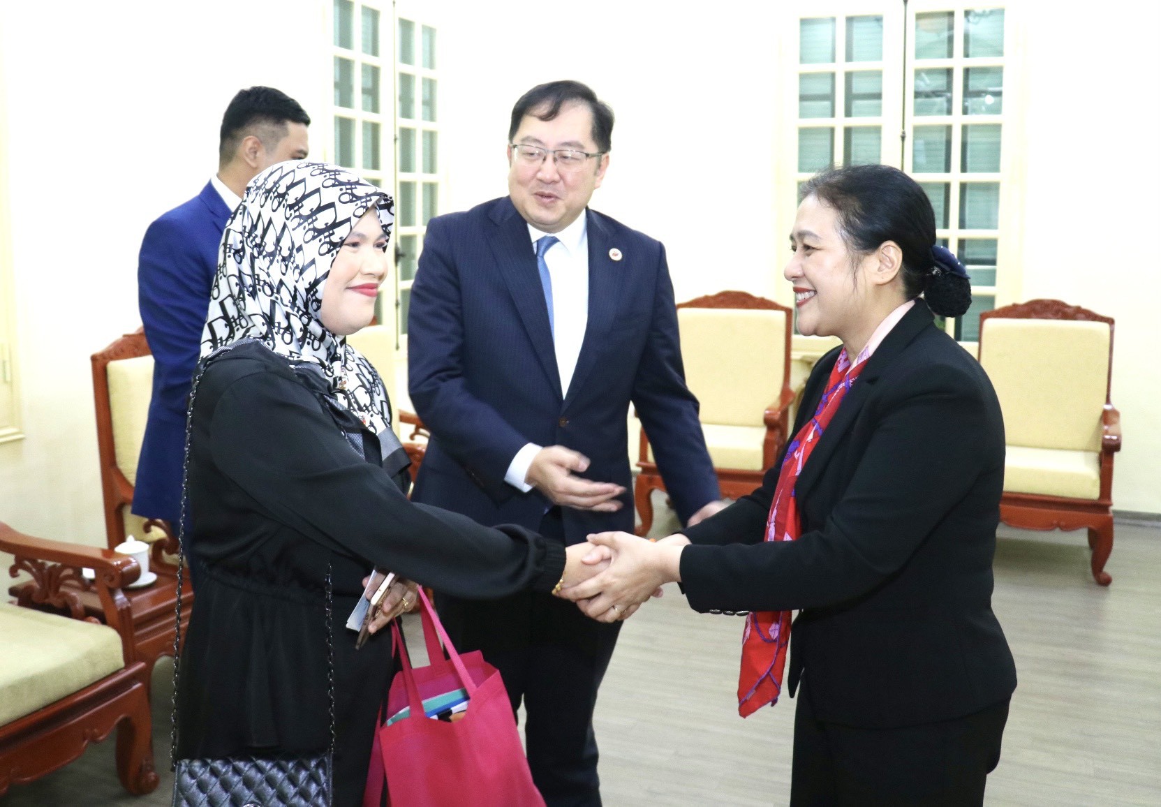 . Bà Asmaliana Shaari, Phó Giám đốc Cơ quan Xúc tiến Du lịch bang Melaka . Bà Asmaliana Shaari, Phó Giám đốc Cơ quan Xúc tiến Du lịch bang Melaka