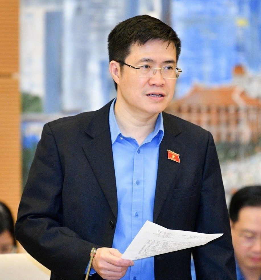 Đại biểu QH Hoàng Minh Hiếu, Uỷ viên Thường trực Uỷ ban Pháp luật của QH Đại biểu QH Hoàng Minh Hiếu, Uỷ viên Thường trực Uỷ ban Pháp luật của QH