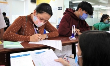 Rút BHXH một lần: Người lao động gặp khó khăn về già vì đánh mất 