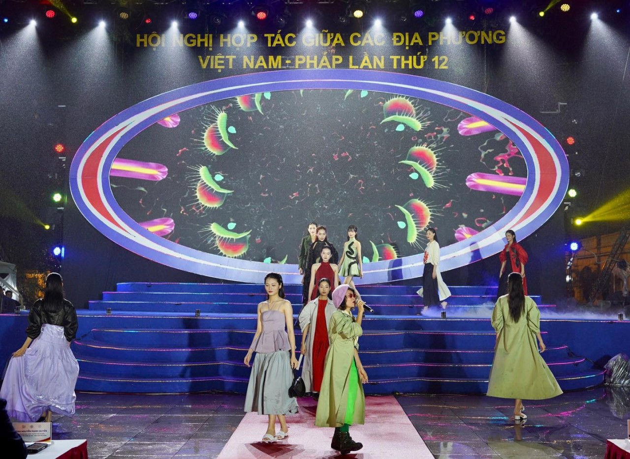Events Bring Vietnam, France Closer in Hanoi Events Bring Vietnam, France Closer in Hanoi