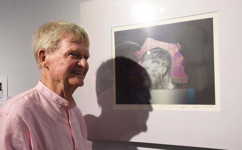 David Thomas next to one of his works. Photo: NDO David Thomas next to one of his works. Photo: NDO