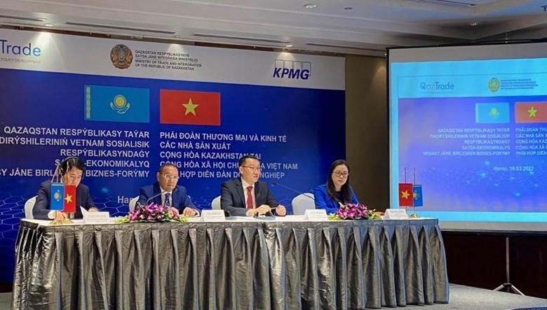 Kazakhstan và Việt Nam sẽ thiết lập chế độ miễn thị thực Kazakhstan và Việt Nam sẽ thiết lập chế độ miễn thị thực