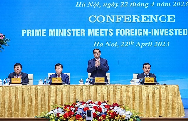 Three Foreign Firms to Invest $3.7 billion in Vietnam Three Foreign Firms to Invest $3.7 billion in Vietnam