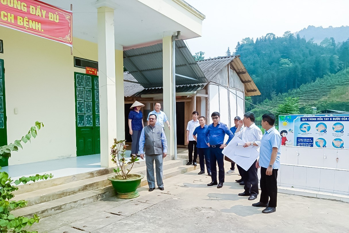 India Sponsors Construction of Facilities for A School in Lao Cai Province India Sponsors Construction of Facilities for A School in Lao Cai Province