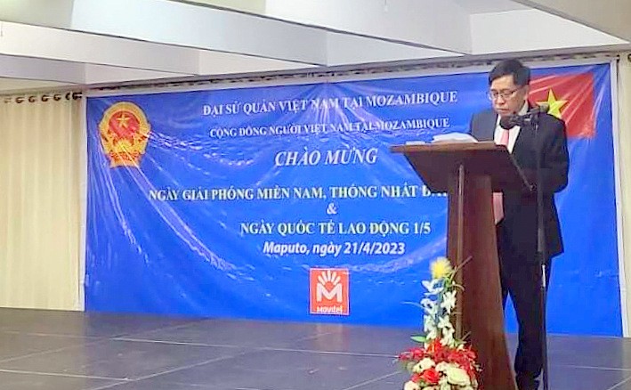 Cộng đồng người Việt tại Mozambique kỷ niệm ngày Giải phóng miền Nam, thống nhất đất nước Cộng đồng người Việt tại Mozambique kỷ niệm ngày Giải phóng miền Nam, thống nhất đất nước