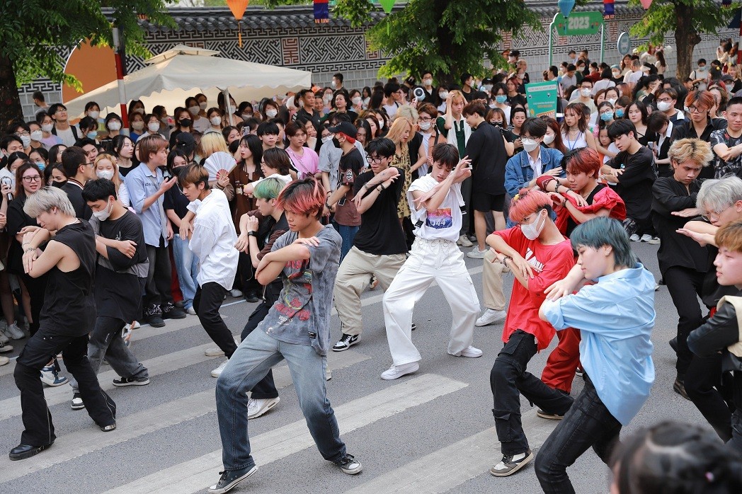 many recreational activities will also take place during the course of the festival many recreational activities will also take place during the course of the festival
