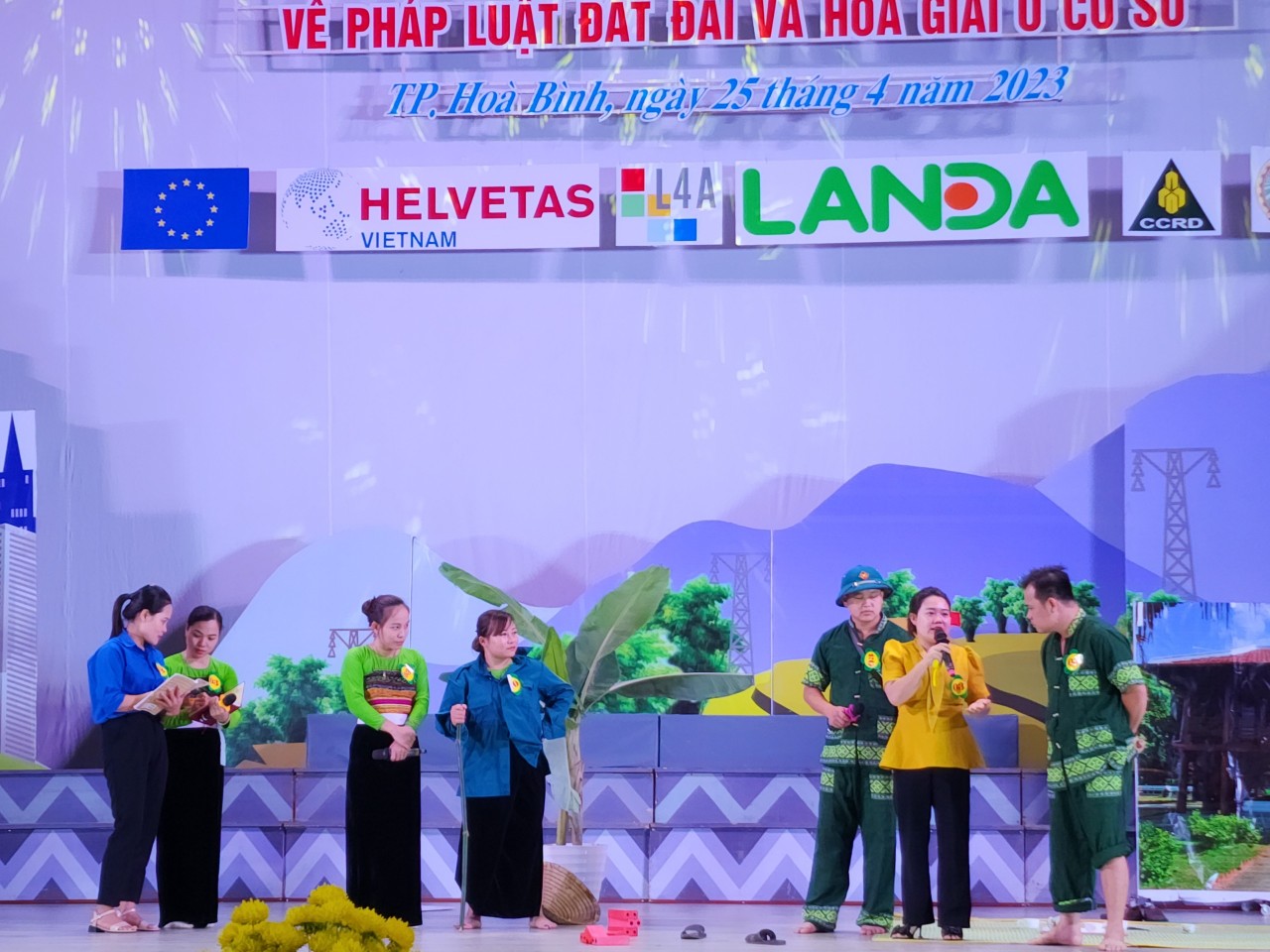 Helvetas nâng cao nhận thức cho cộng đồng về pháp luật đất đai và hòa giải ở cơ sở Helvetas nâng cao nhận thức cho cộng đồng về pháp luật đất đai và hòa giải ở cơ sở