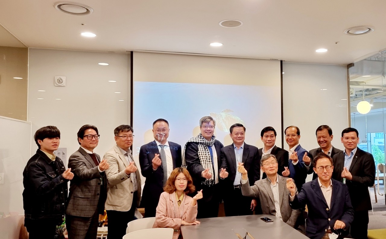 VKBIA sẽ hỗ trợ Cần Thơ trong việc địa phương kết nghĩa với Hàn Quốc VKBIA sẽ hỗ trợ Cần Thơ trong việc địa phương kết nghĩa với Hàn Quốc