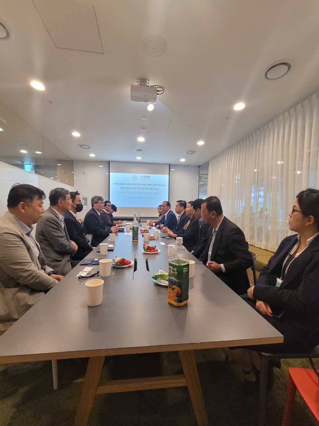 VKBIA sẽ hỗ trợ Cần Thơ trong việc địa phương kết nghĩa với Hàn Quốc VKBIA sẽ hỗ trợ Cần Thơ trong việc địa phương kết nghĩa với Hàn Quốc
