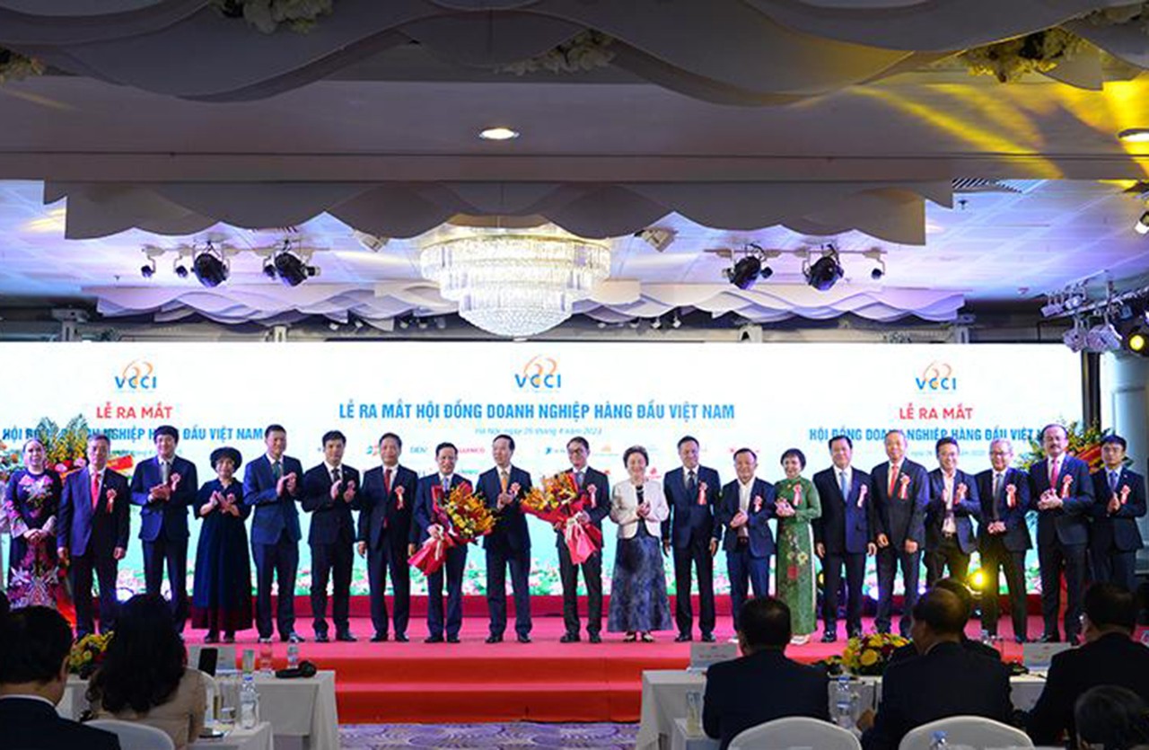 VCCI ra mắt Hội đồng Doanh nghiệp hàng đầu Việt Nam tại Lễ kỷ niệm. VCCI ra mắt Hội đồng Doanh nghiệp hàng đầu Việt Nam tại Lễ kỷ niệm.