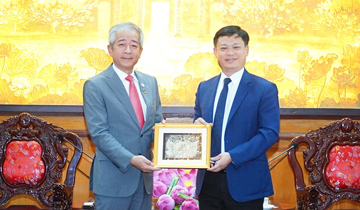 Đẩy mạnh giao lưu nhân dân giữa Thừa Thiên Huế và TP.Takayama (Nhật Bản) Đẩy mạnh giao lưu nhân dân giữa Thừa Thiên Huế và TP.Takayama (Nhật Bản)