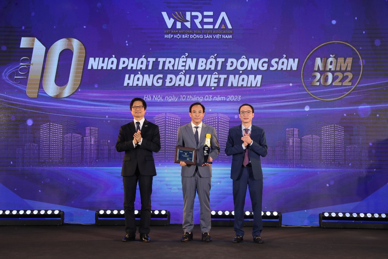 Geleximco giành “cú đúp” giải thưởng Thương hiệu bất động sản dẫn đầu năm 2022 Geleximco giành “cú đúp” giải thưởng Thương hiệu bất động sản dẫn đầu năm 2022