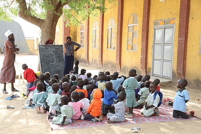 Vietnam Engineers Build Schools for Abyei Children Vietnam Engineers Build Classrooms for Abyei Children