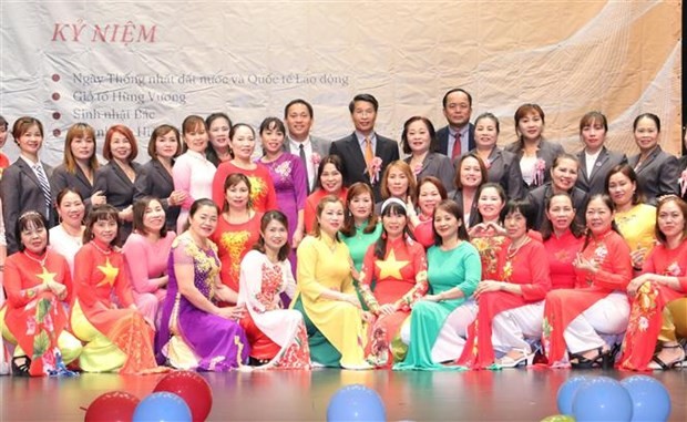 Người Việt tại Macau tiếp nối truyền thống, gìn giữ bản sắc quê hương | Người Việt bốn phương | Vietnam+ (VietnamPlus) Người Việt tại Macau tiếp nối truyền thống, gìn giữ bản sắc quê hương | Người Việt bốn phương | Vietnam+ (VietnamPlus)