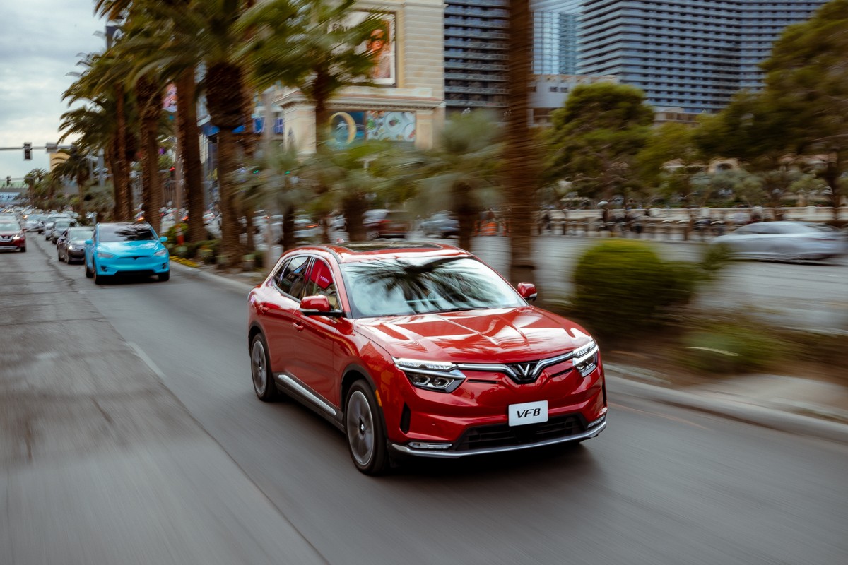 VinFast hợp tác với I-CAR® đào tạo và sửa chữa đồng sơn VinFast hợp tác với I-CAR® đào tạo và sửa chữa đồng sơn