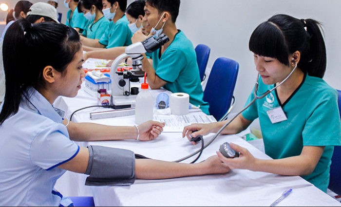 Lao động nữ có cơ hội phát hiện sớm ung thư vú, cổ tử cung khi khám sức khỏe định kỳ Lao động nữ có cơ hội phát hiện sớm ung thư vú, cổ tử cung khi khám sức khỏe định kỳ