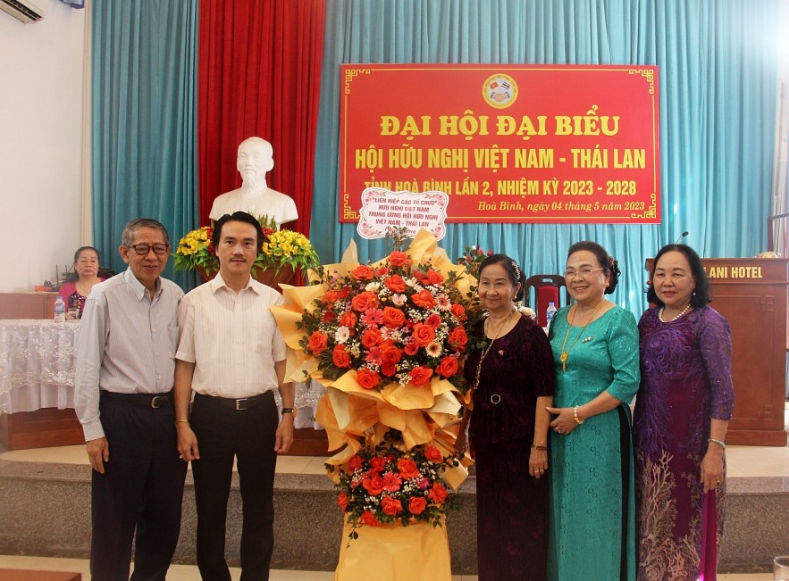 Vietnam - Thailand Friendship Association in Hoa Binh Province Sets Direction in New Term Vietnam Thailand Friendship Association in Hoa Binh Province Sets Direction in New Term