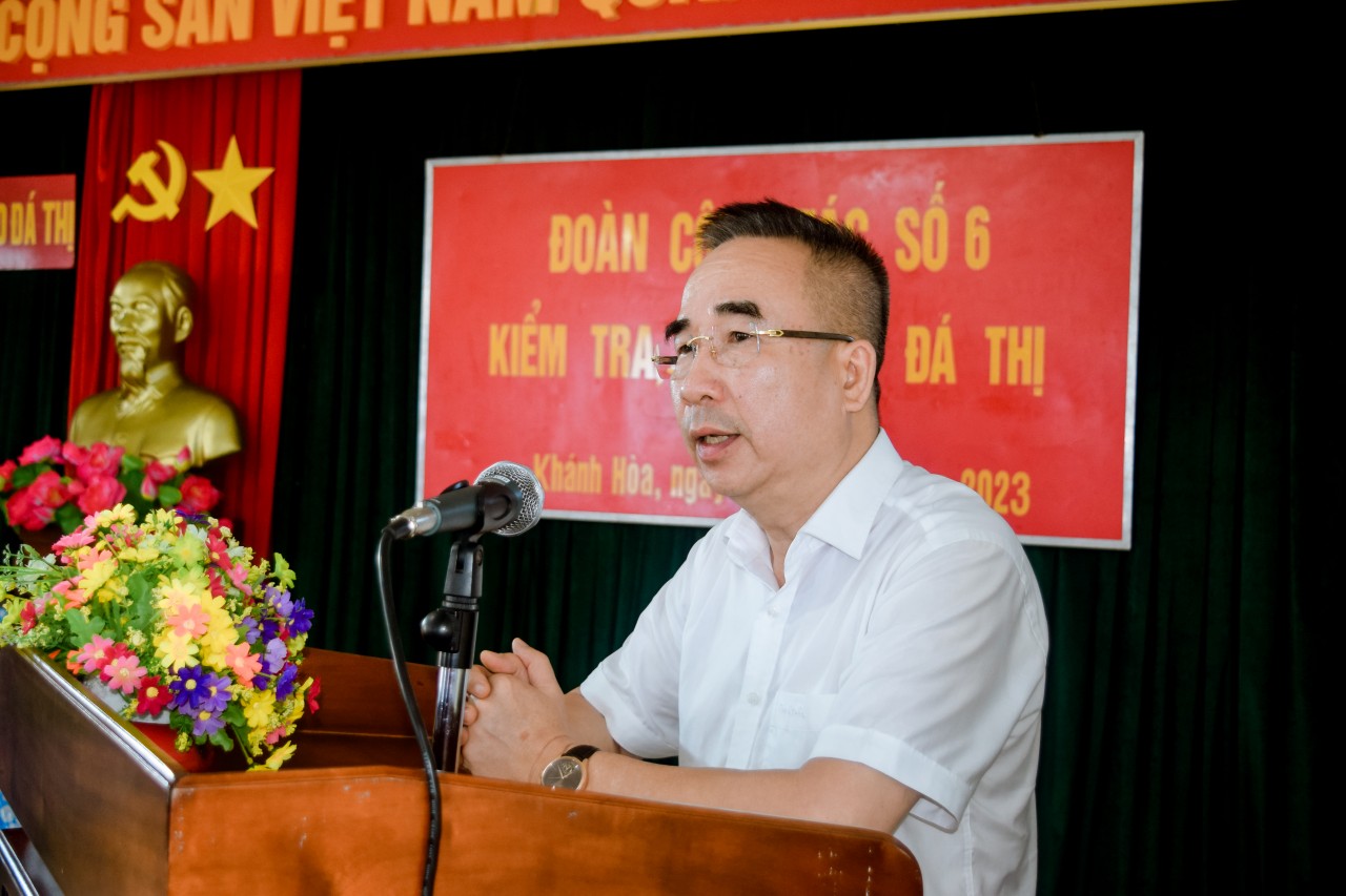 Đoàn công tác của Liên hiệp các tổ chức hữu nghị Việt Nam thăm cán bộ, chiến sĩ và nhân dân huyện đảo Trường Sa Đoàn công tác của Liên hiệp các tổ chức hữu nghị Việt Nam thăm cán bộ, chiến sĩ và nhân dân huyện đảo Trường Sa