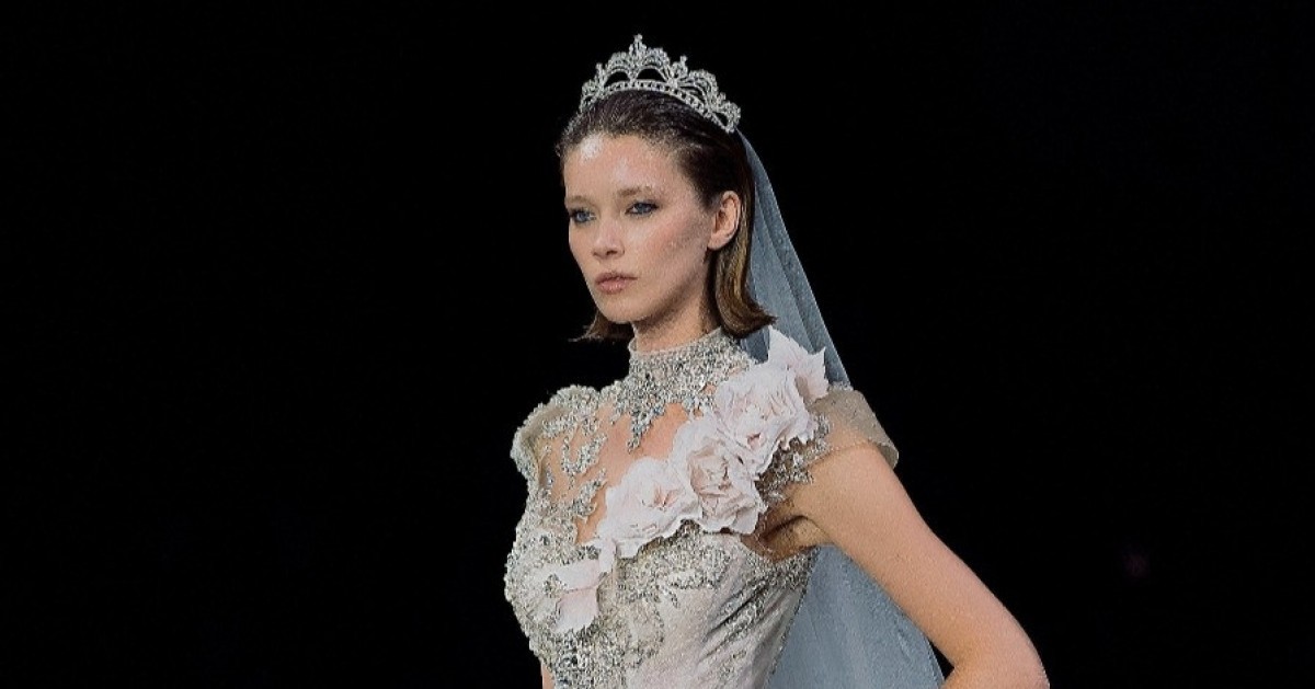 Vietnamese Designer Attracts Attention at Spanish Fashion Week Vietnamese Designer Attracts Attention at Spanish Fashion Week