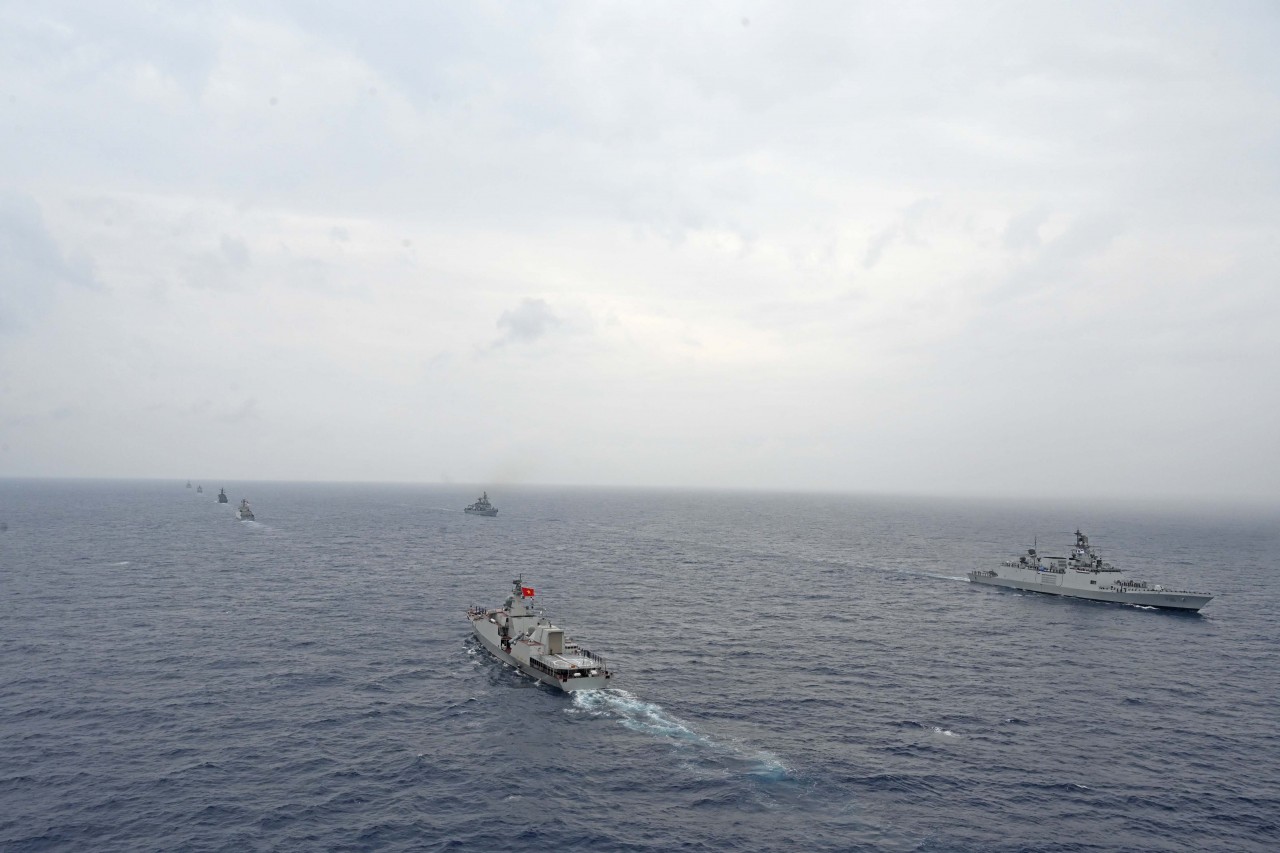 Chùm ảnh Tàu 015-Trần Hưng Đạo diễn tập Hàng hải đa phương Ấn Độ-ASEAN (AIME) năm 2023 Chùm ảnh Tàu 015-Trần Hưng Đạo diễn tập Hàng hải đa phương Ấn Độ-ASEAN (AIME) năm 2023