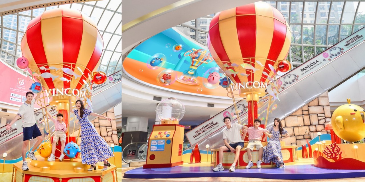 Khinh khí cầu khổng lồ chứa muôn vàn cảm xúc vui tươi tại Vincom Mega Mall Times City là điểm nhấn ấn tượng cho những pose check-in triệu like trên mạng xã hội. Khinh khí cầu khổng lồ chứa muôn vàn cảm xúc vui tươi tại Vincom Mega Mall Times City là điểm nhấn ấn tượng cho những pose check-in triệu like trên mạng xã hội.