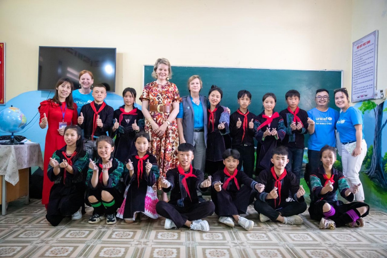 Queen Mathilde was pleased to note the work underway to promote positive mental health through activities that help children and adolescents to adopt and maintain healthy lifestyles. Queen Mathilde was pleased to note the work underway to promote positive mental health through activities that help children and adolescents to adopt and maintain healthy lifestyles.